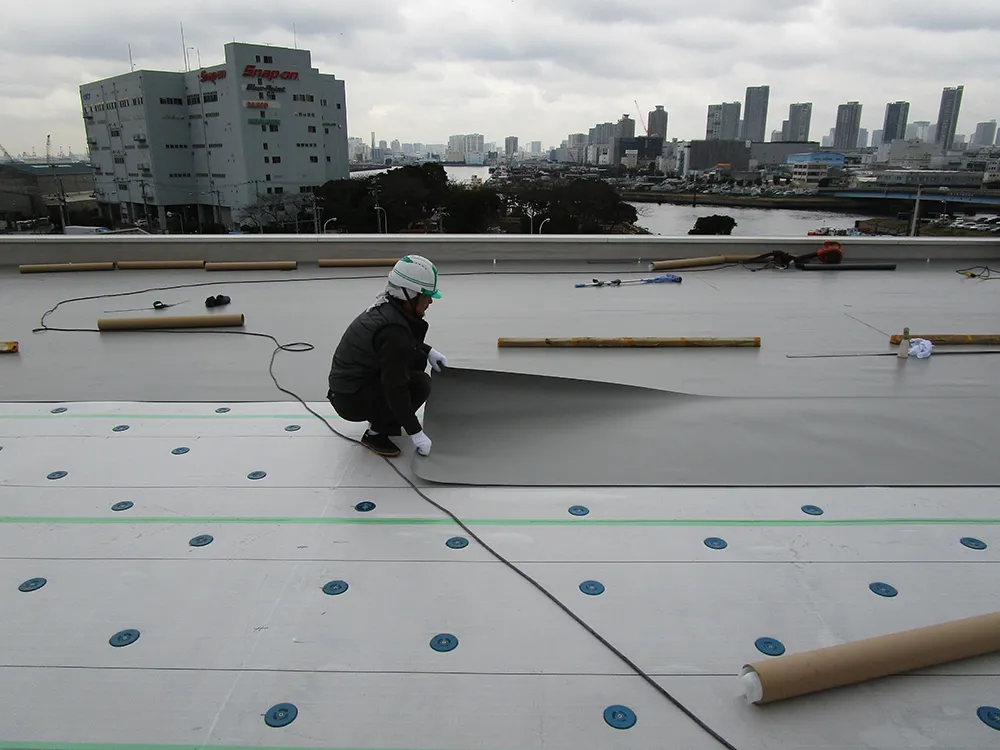 太陽光パネルを設置後、屋上のメンテナンスはどのようにやるのですか？